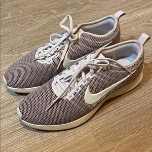 ✳️NWOT✳️Nike ‘Dualtone Racer’ Tennis Shoes